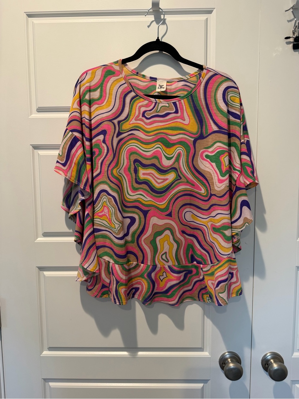 Sew in Love multi-color psychedelic marble swirl pattern blouse Size Medium